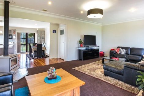 Photo of property in 574 Patumahoe Road, Pukekohe, 2678