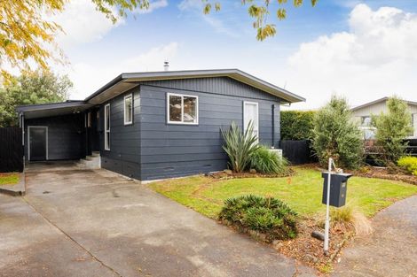 Photo of property in 11a Apollo Parade, Milson, Palmerston North, 4414