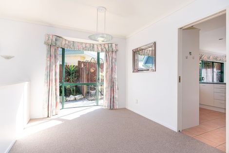 Photo of property in 30 Limerick Place, Dannemora, Auckland, 2016