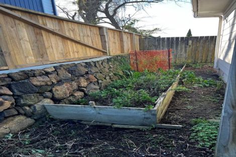 Photo of property in 1a Harris Road, Mount Wellington, Auckland, 1051