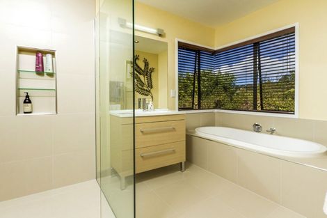 Photo of property in 1 Stitchbird Close, Murrays Bay, Auckland, 0630