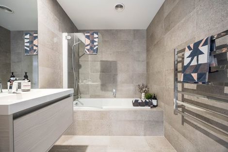 Photo of property in 5a Clifton Road, Browns Bay, Auckland, 0630