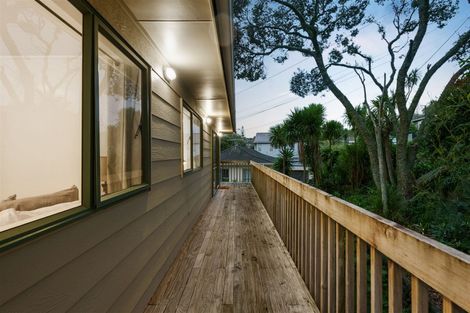 Photo of property in 12a Seaton Road, Murrays Bay, Auckland, 0630