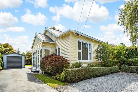 Photo of property in 57 Martin Avenue, Beckenham, Christchurch, 8023