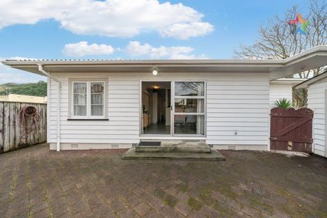 Photo of property in 24 Golf Road, Manor Park, Lower Hutt, 5019