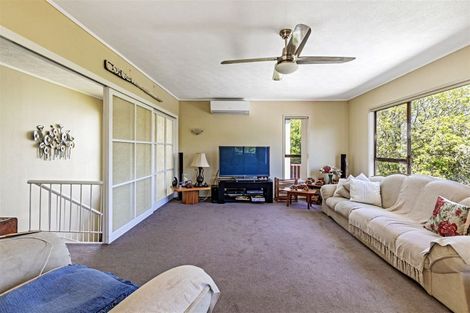 Photo of property in 59 Merriefield Avenue, Forrest Hill, Auckland, 0620