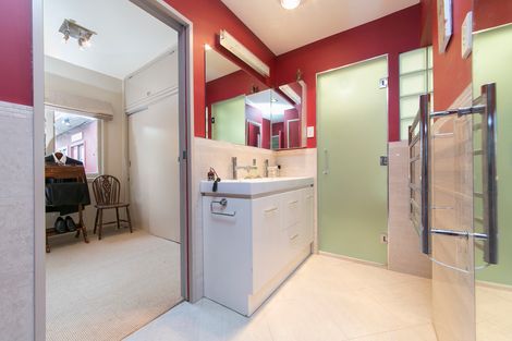 Photo of property in 51 Kent Terrace, Riverhead, 0820