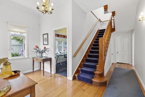 Photo of property in 8 Park Street, Thorndon, Wellington, 6011