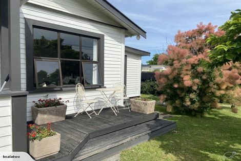 Photo of property in 74 Naples Street, Martinborough, 5711