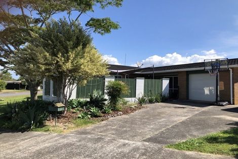 Photo of property in 61 Luton Avenue, Sunnyhills, Auckland, 2010