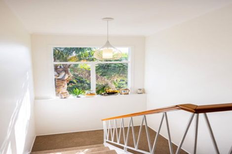 Photo of property in 34 Marlborough Avenue, Glenfield, Auckland, 0629