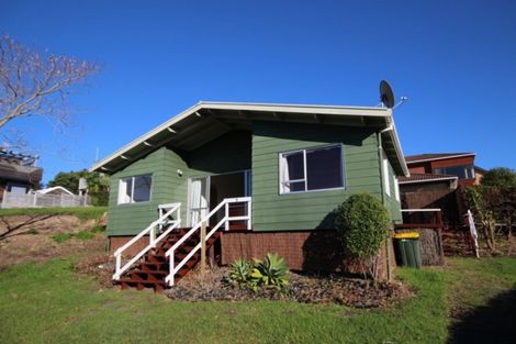 Photo of property in 9 Sunlight Promenade, Snells Beach, 0920