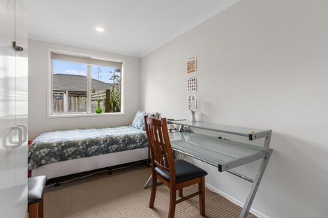 Photo of property in 35 Teal Place, Pyes Pa, Tauranga, 3112