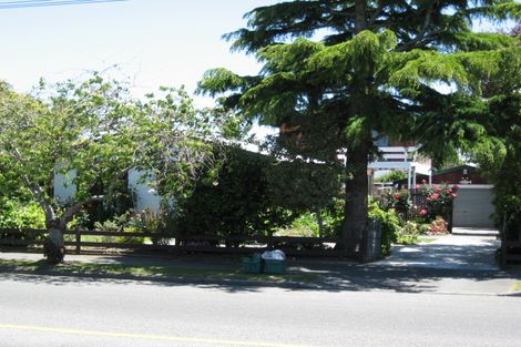 Photo of property in 183 Avonhead Road, Avonhead, Christchurch, 8042