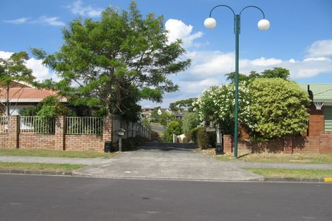 Photo of property in 7 Vermeer Place, West Harbour, Auckland, 0618