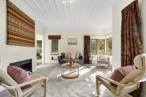 Photo of property in 17 Torwood Road, Khandallah, Wellington, 6035