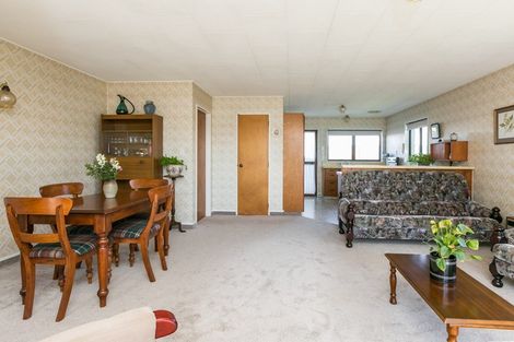 Photo of property in 1/4 Lee Road, Taradale, Napier, 4112