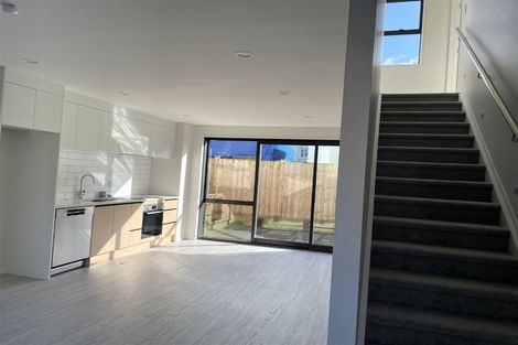 Photo of property in 42b Farringdon Street, Glen Innes, Auckland, 1072