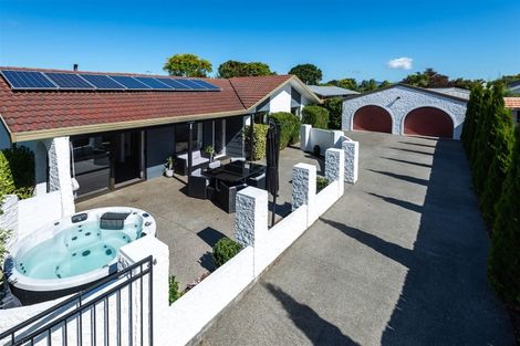 Photo of property in 9 Wakelin Place, Redwood, Christchurch, 8051