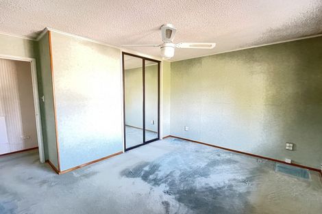 Photo of property in 32 Regency Place, Sunnynook, Auckland, 0632