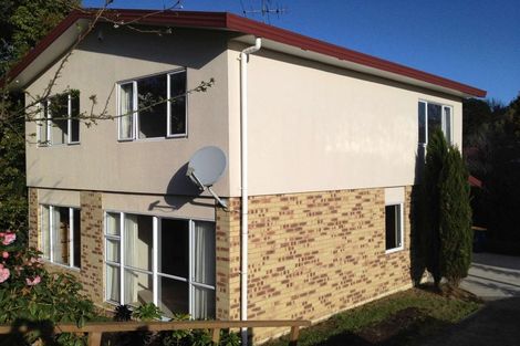 Photo of property in 1/18 Peach Road, Glenfield, Auckland, 0629