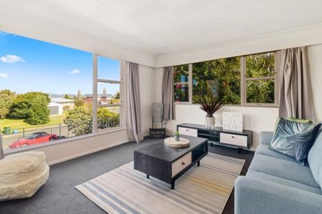 Photo of property in 9 Tirita Street, Kawaha Point, Rotorua, 3010