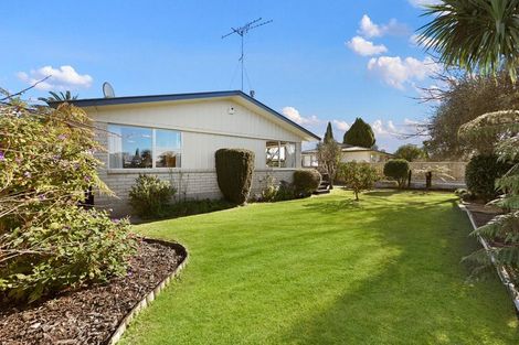 Photo of property in 19 Clematis Avenue, Pukete, Hamilton, 3200
