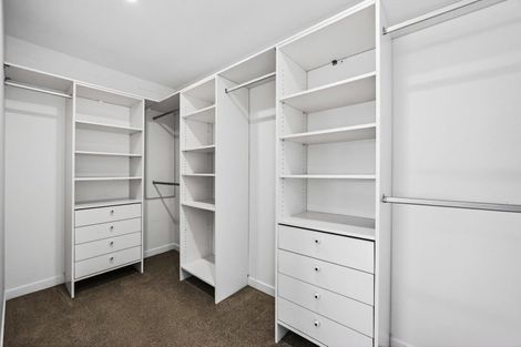 Photo of property in 70 Kiwi Esplanade, Mangere Bridge, Auckland, 2022
