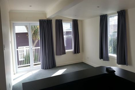 Photo of property in 18 Hill Street, Thorndon, Wellington, 6011