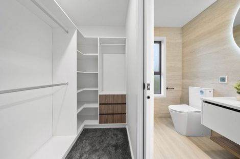 Photo of property in 94 Takutai Avenue, Half Moon Bay, Auckland, 2012