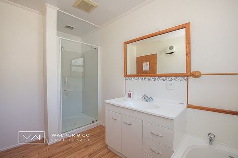 Photo of property in 10 Pioneer Grove, Silverstream, Upper Hutt, 5019