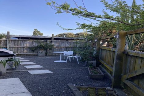 Photo of property in 23 Petane Road, Bay View, Napier, 4104