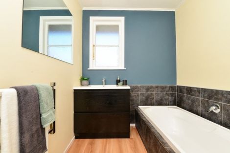 Photo of property in 10 Anderson Road, Deanwell, Hamilton, 3206