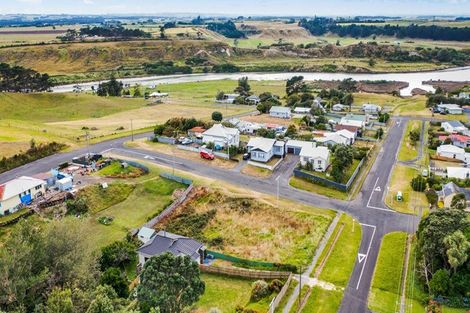 Photo of property in 20 Leicester Street, Patea, 4520