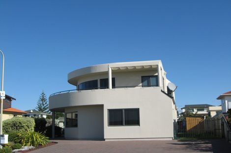 Photo of property in 100 Ocean Road, Ohope, 3121