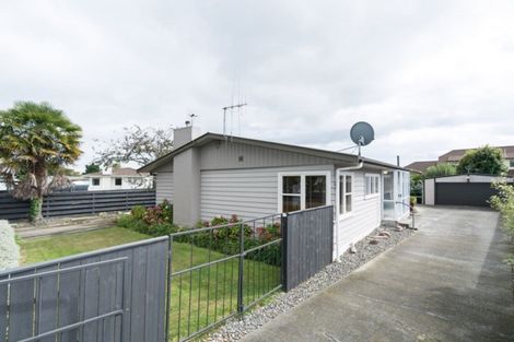 Photo of property in 10 Hartley Place, Awapuni, Palmerston North, 4412