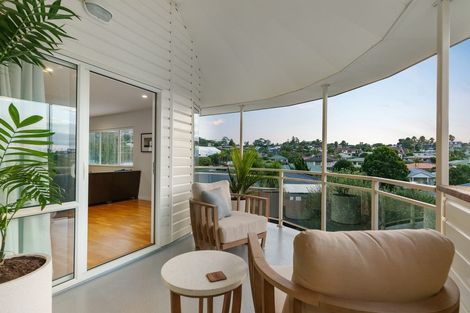 Photo of property in 23 Esther Place, Red Beach, 0932