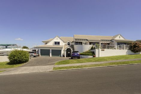 Photo of property in 61 Hamurana Road, Omokoroa, 3114