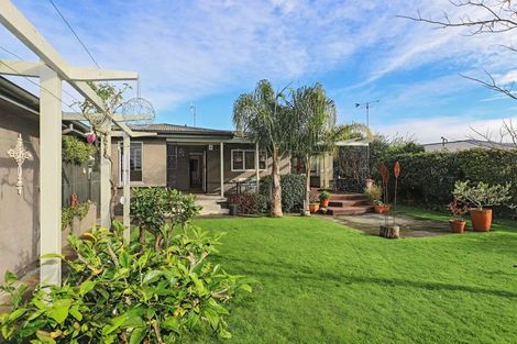 Photo of property in 3 Carl Avenue, Havelock North, 4130