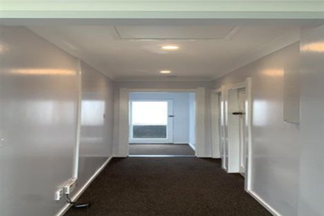 Photo of property in 160 Cornfoot Street, Castlecliff, Whanganui, 4501