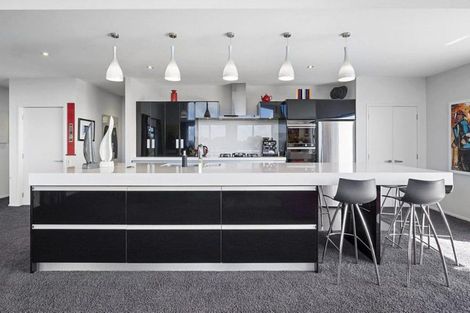 Photo of property in 86 Brougham Street, New Plymouth, 4310