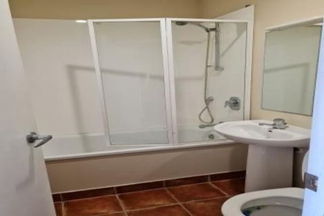 Photo of property in 9 Mt Lebanon Lane, Henderson, Auckland, 0612