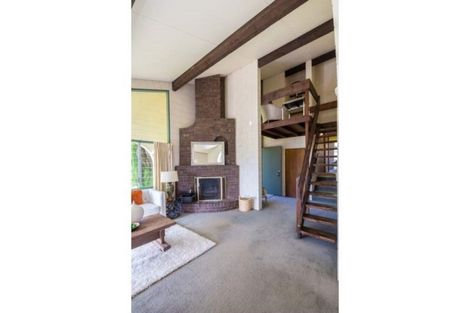 Photo of property in 70 Mayfair Crescent, Mairangi Bay, Auckland, 0630