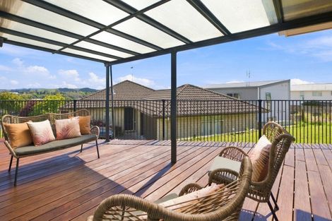 Photo of property in 3 Carex Close, Pyes Pa, Tauranga, 3112