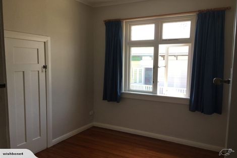 Photo of property in 58 Brougham Street, Mount Victoria, Wellington, 6011