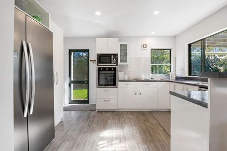 Photo of property in 51 Shelly Beach Road, Shelly Beach, Helensville, 0874