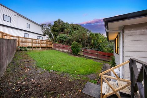 Photo of property in 2/72 Shoreham Street, Avondale, Auckland, 0600