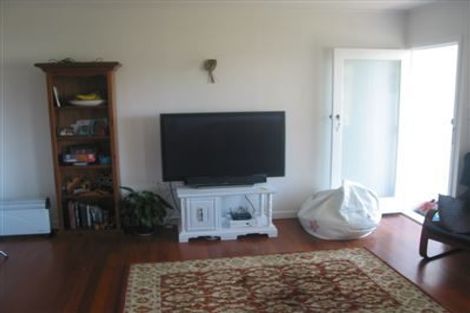 Photo of property in 4/54 Richards Avenue, Forrest Hill, Auckland, 0620