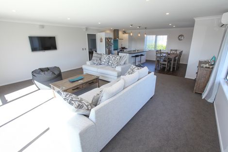 Photo of property in 22a Manukau Road, Raglan, 3225