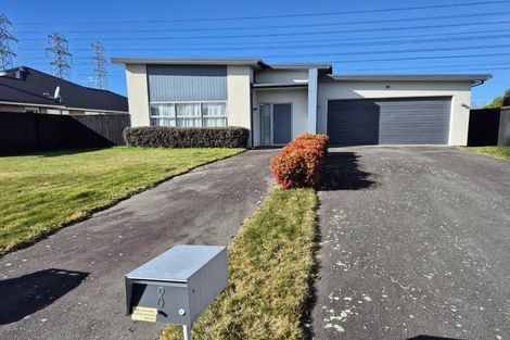 Photo of property in 8 Millesimes Way, Yaldhurst, Christchurch, 8042